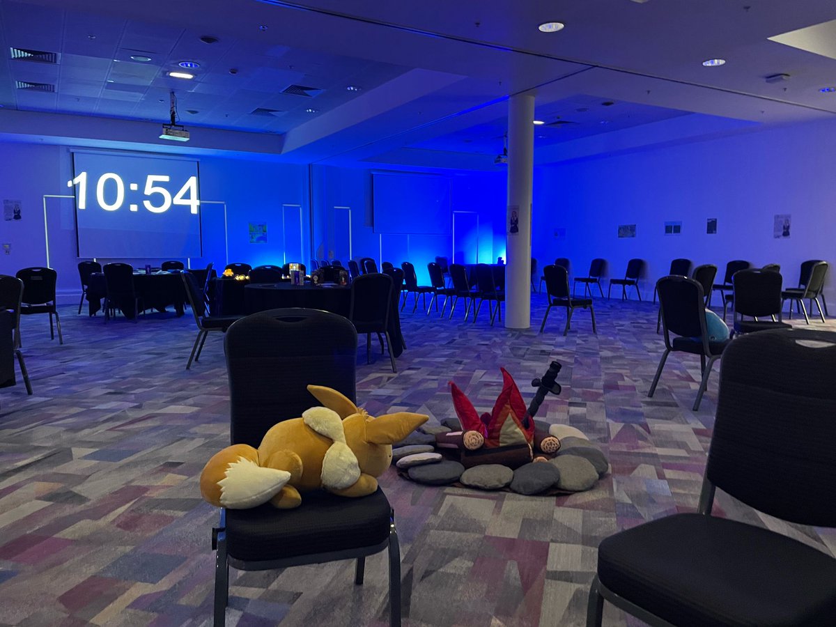 gamingthemind's tweet image. Last day of #MCMComicCon!  We're here with the Reset Room, a chill space to take a break! We have lo-fi activities to unwind with, and we've got mental health info available, too. It's staffed by our awesome crew, so do say hello! 🧠🎮

Find us upstairs in the Platinum Suite!