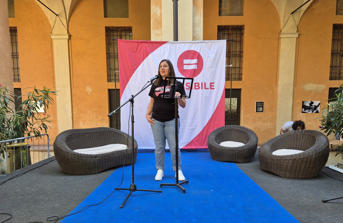 "Abbiamo dedicato questo congresso a Marco Tiberi. Oggi ci teniamo a ricordarlo. Abbiamo fatto affidamento sul suo modo di vedere il mondo, di trovare le parole giuste, di andare dritto al punto. Lui lo sa, noi continuiamo a insistere." <a href="/Fra0283/">Francesca Druetti</a> #SenzaConfini