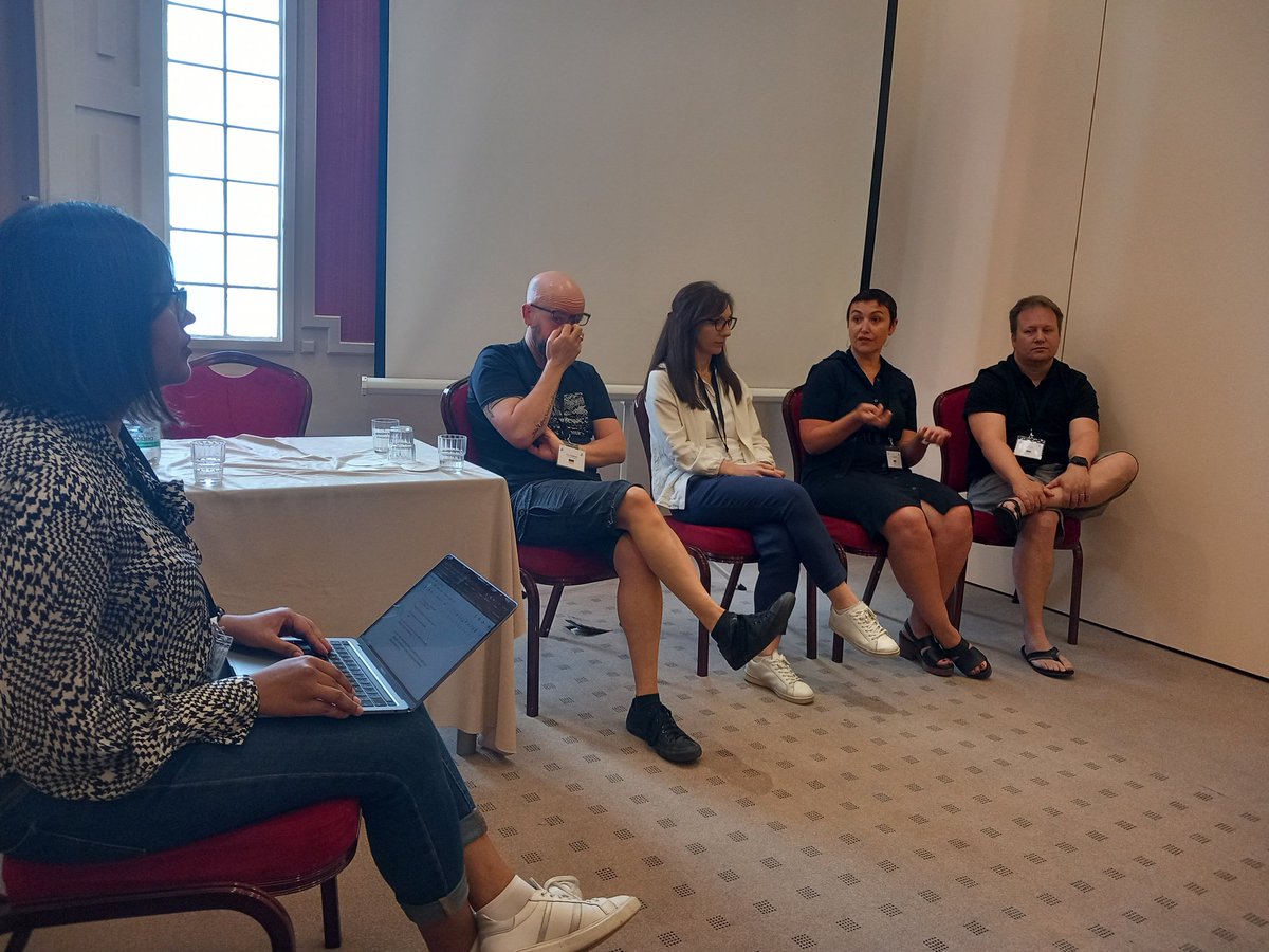 A huge thanks to the panelists of #dqmlkg for interesting discussions and for the future of kg data quality (via and per ml).