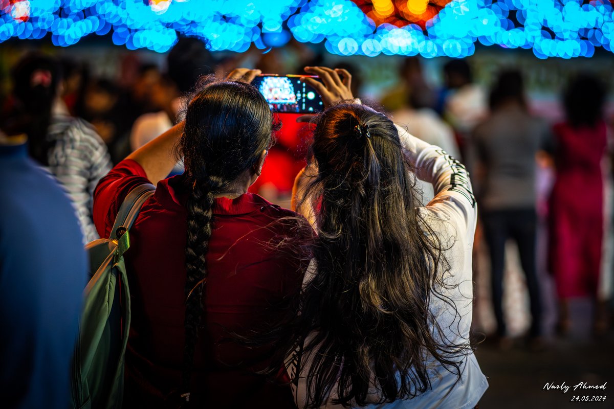 nazly's tweet photo. Random scenes at the Vesak pandol at the Grandpass Junction in Colombo. 🪷✨ https://t.co/GtOJW2iExb