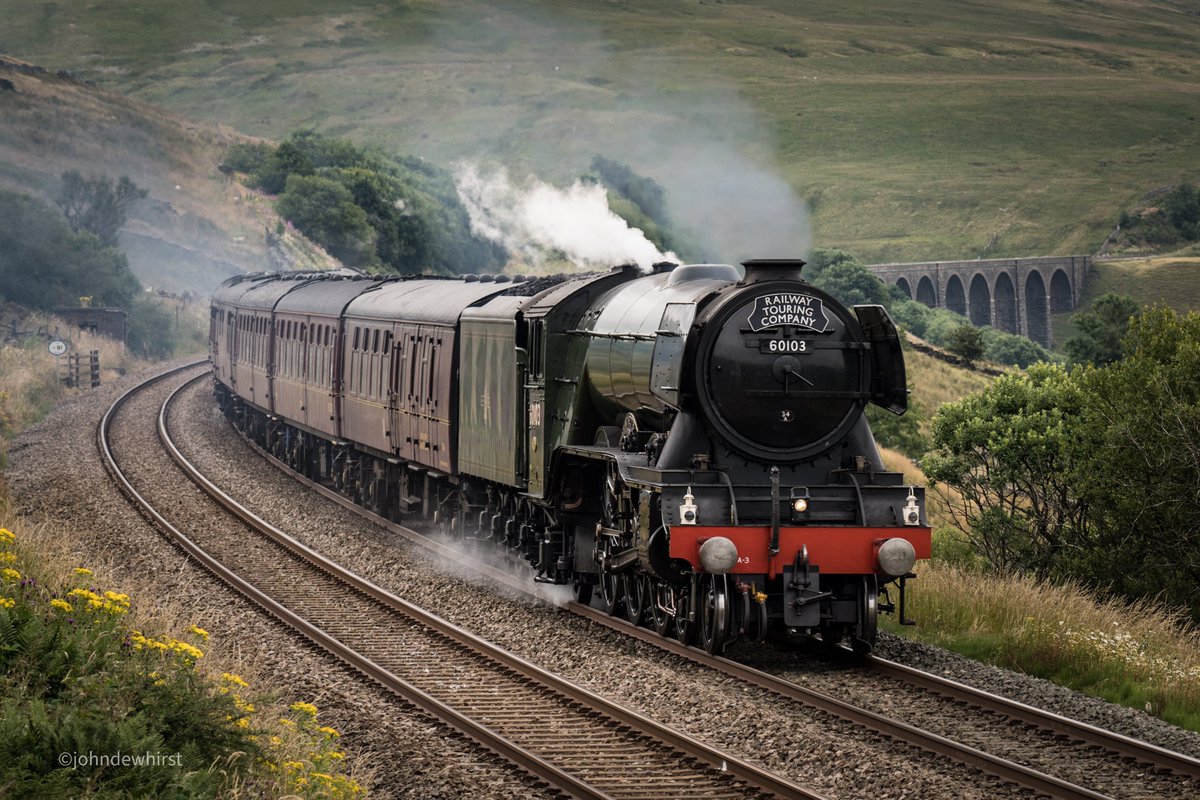 Flying Scotsman in Dentdale, northbound on the Settle & Carlisle railway #steamtrain #steamSunday.