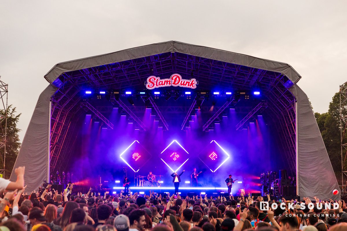 Rock Sound tweet media