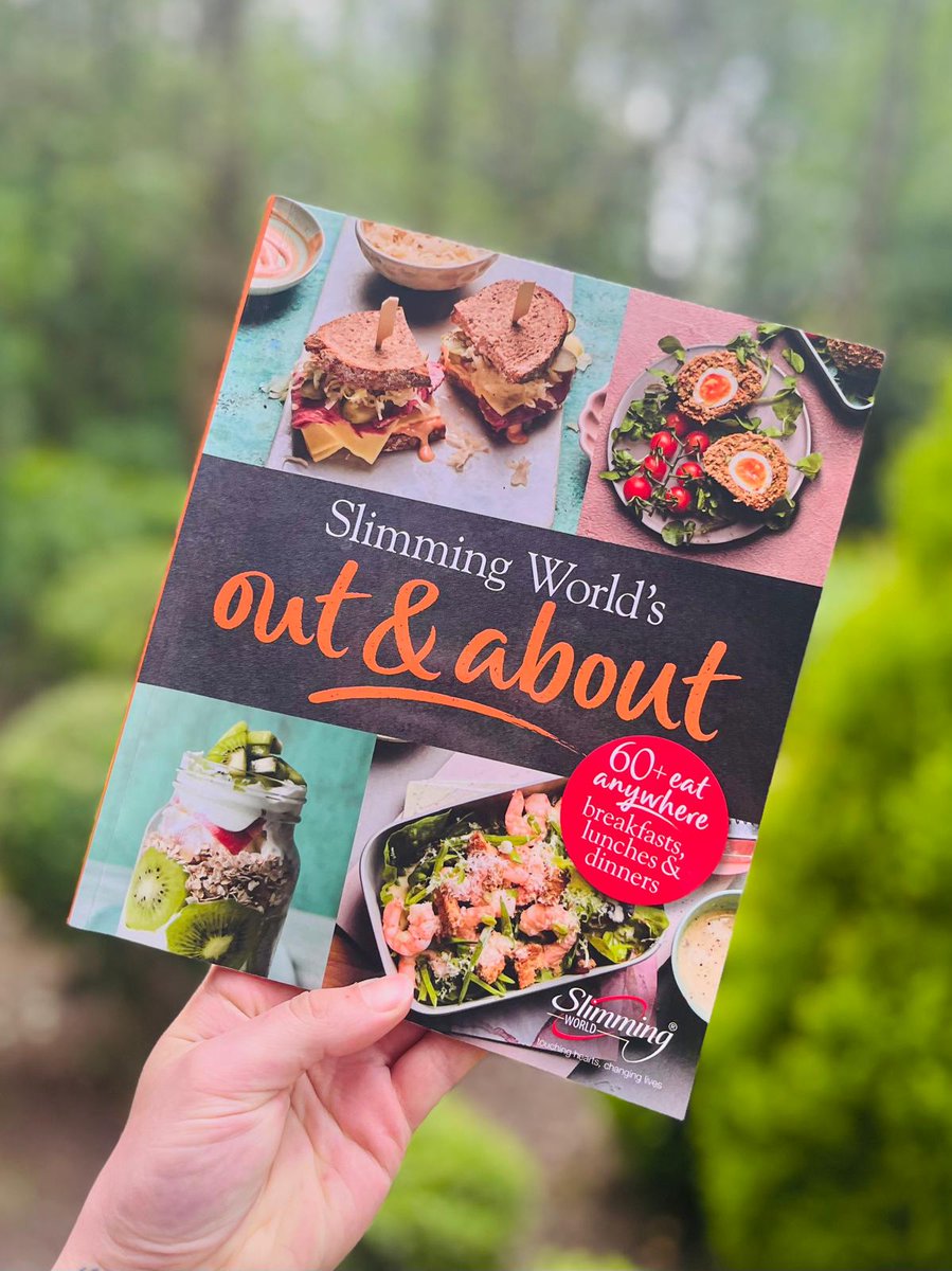 Slimming World’s Out & about is out now and filled with perfectly portable recipes, so you can munch on the move 🙌. Grab a copy for free when you commit to a 6 or 12-week Countdown course between the 26th May – 15th June 🥰.