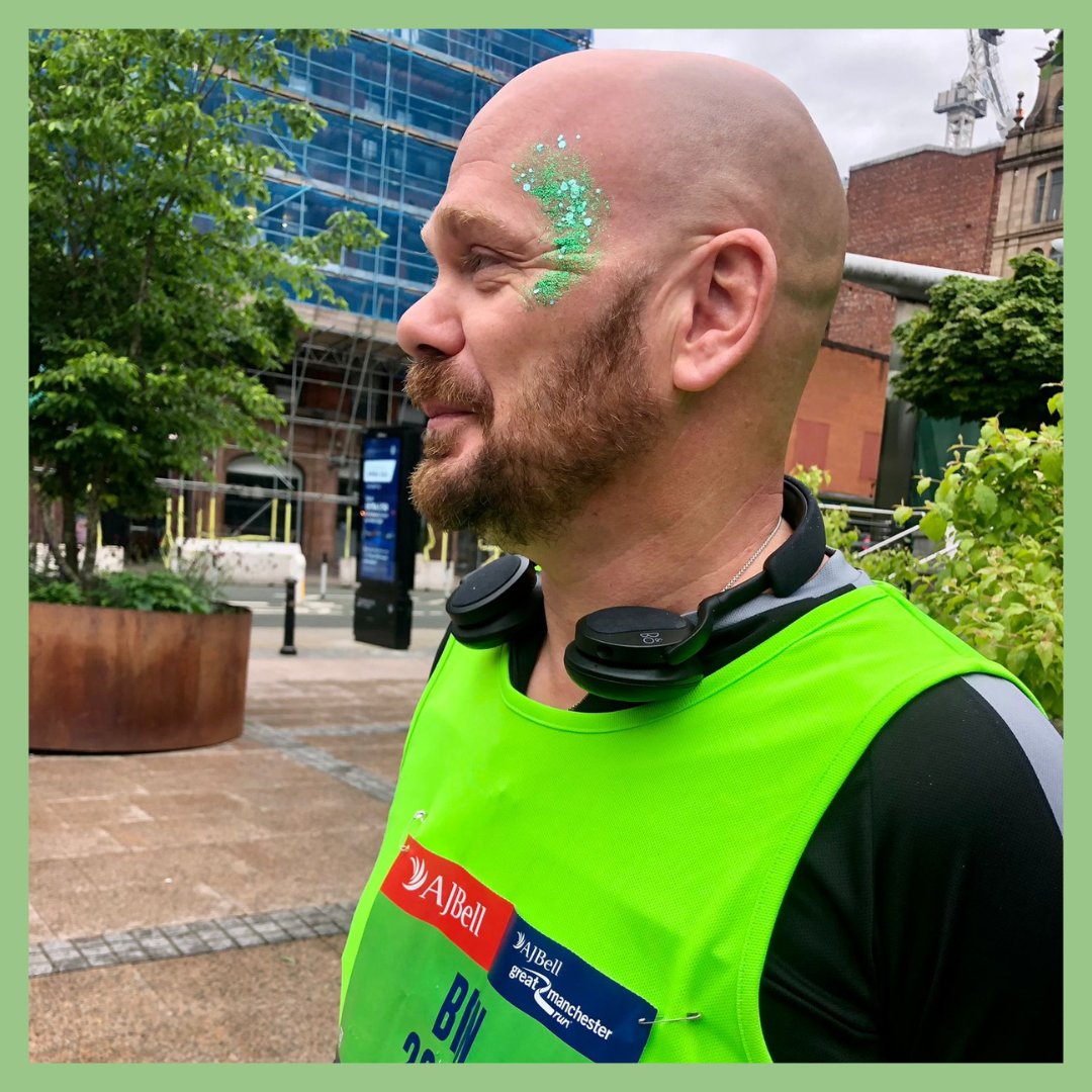WE'RE HERE 🙌🏻  at the Great Manchester Run, the atmosphere is electric ⚡️🏃🏻‍♂️ and we've even had a very special visit from the Mayor himself. What an amazing morning so far! 💚💜 #greatmanchesterrun #stockport