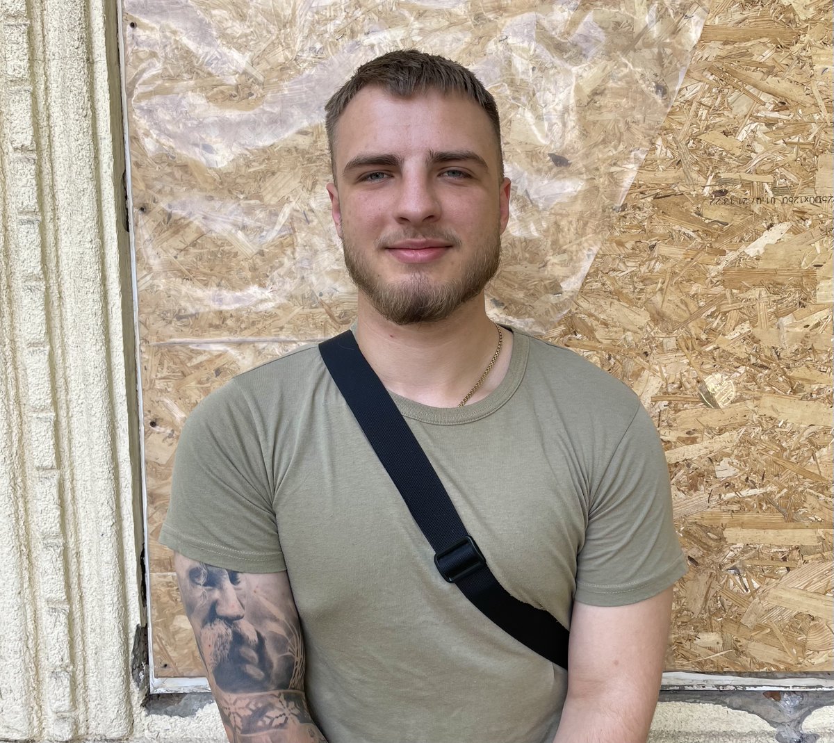 Dubliner 'Irlandets' (Irishman') wanted to join the defence of Kyiv in 2022, but his parents took his passport to stop him leaving (he was only 17). Since joining Ukraine's army last year he has flown strike drones in Bakhmut, Avdiivka and Kharkiv areas irishtimes.com/world/europe/2…