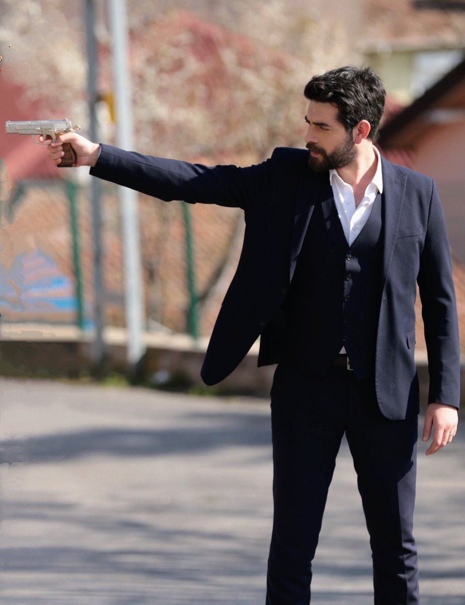 Mention Event📌

•Target: 600 comments [ LOTS LIKE &amp; RT ]

•Hashtag used:

BarışBaktaş #BarışBaktaş