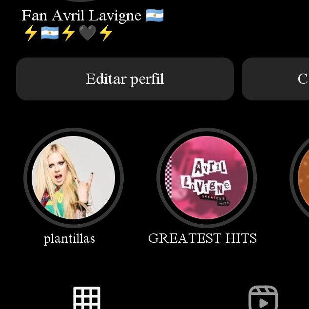 Hice unas planillas para festejar el 20 aniversario de Under My Skin, si quieren lo pueden usar en sus historias 🥹

están en mi Instagram: Avrilfanarg

happy 20 UMS 🖤❌🖤