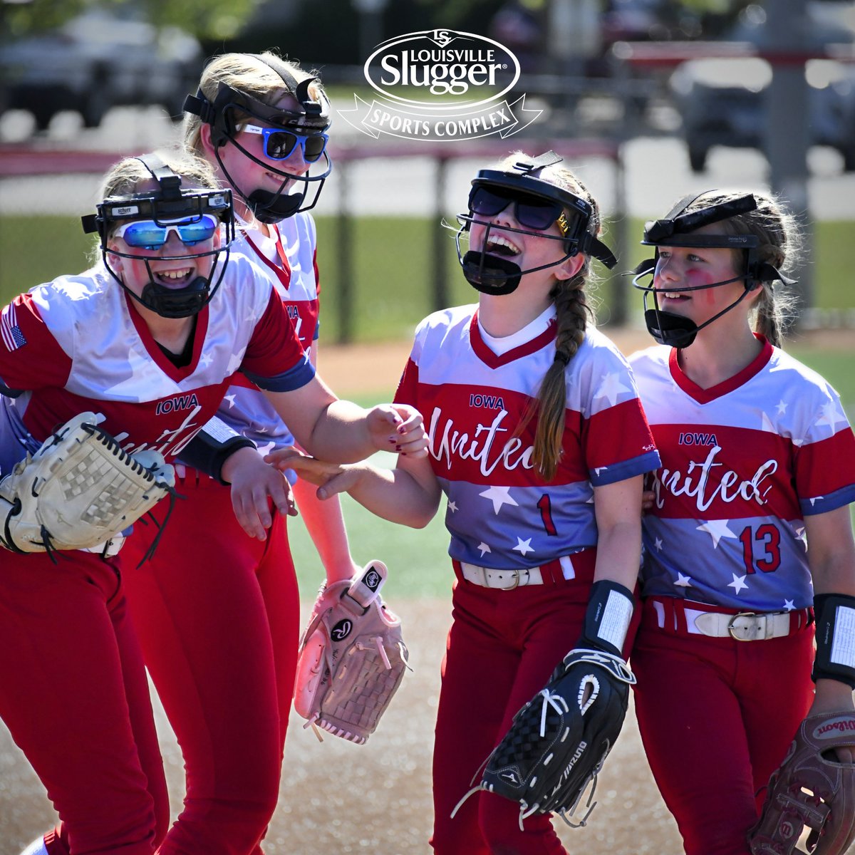 Flex games (1/2) #Sluggerplaooza 🇺🇸✨

📸 bit.ly/SLUG_PIX

#SluggerPeoria #fastpitchlife