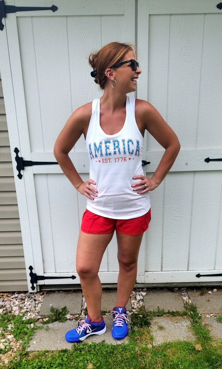 ♥️ 🇺🇸 🤍 🇺🇸 💙 Happy #MemorialDayWeekend QT with your weekend fits! #souths1dehype #kotd #ootd #memorialday