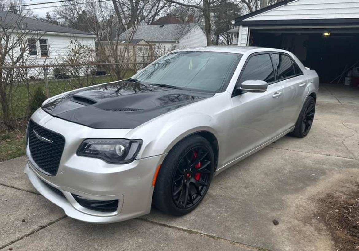richofftelegram's tweet photo. want a hellcat swap done? bring me $26k (extra for cosmetics) and I’ll have u pulling off supercharged. And I accept FINANCING🏁 https://t.co/PcAA77rOnH