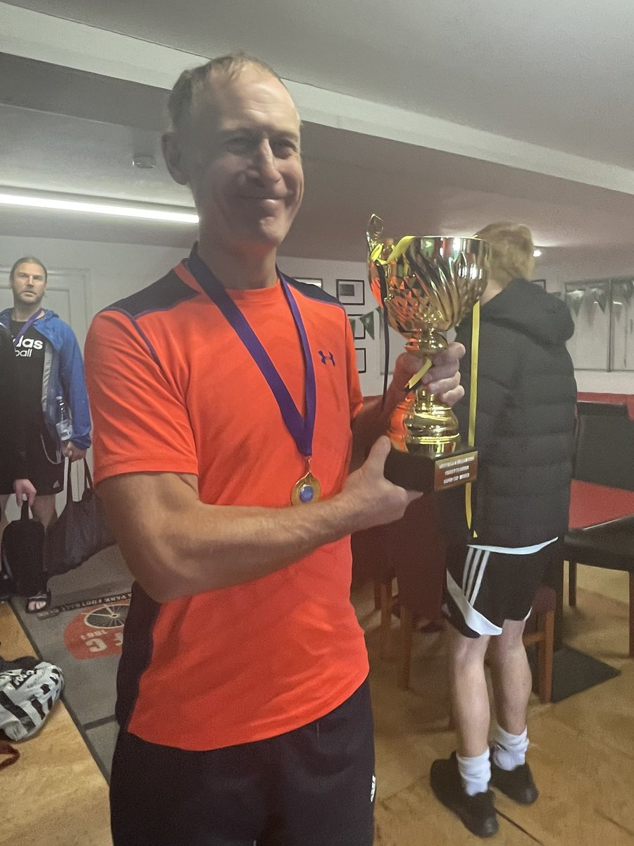 Congratulations to De La Salle winning the Sheffield Flourish Super Cup., beating Farm Road FC. A brilliant final, well done to all the players and officials in both games.