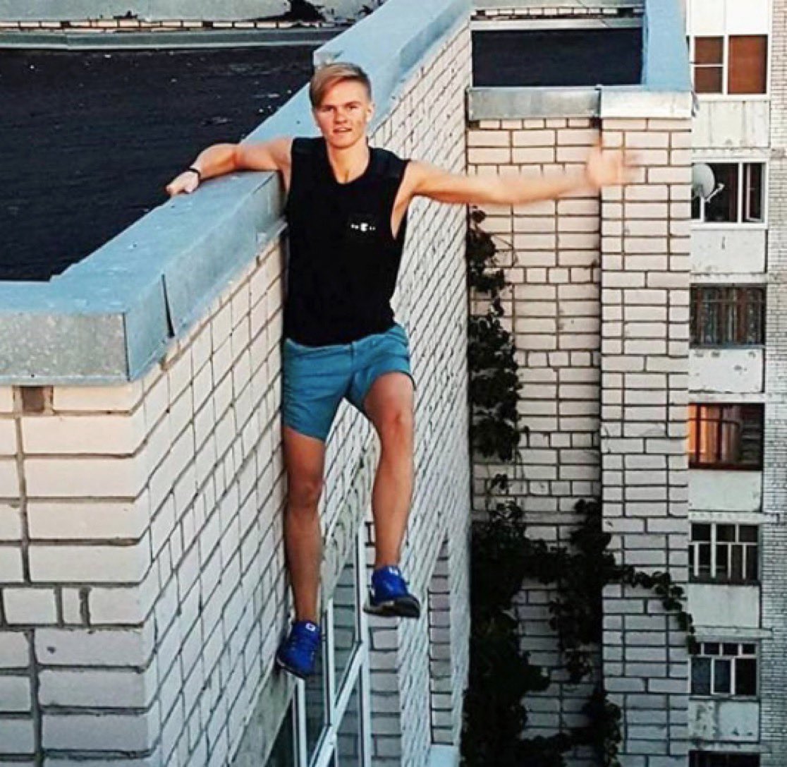 In 2015, Andrey Retrovsky fell to his death while trying to take an ‘extreme selfie’ from the roof of a nine-story building. Andrey climbed to the top of the building in Vologda, Russia, to add the selfie to his collection of photographs in dangerous places. But, as he