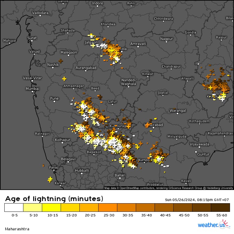 Scattered thunderstorms over #Solapur, Sangli, #Akola districts of #Maharashtra & over #Bagalkot, #Raichur, Yadgir & Kalaburgi districts of #Karnataka 

#KarnatakaRains