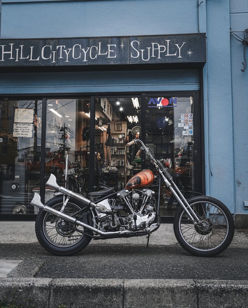 Check out this beaut from @hiroshit_the_thirdeye his 1941 FL. super rad #knucklehead #choppershit #chop #choppers #chopitbuilditrideit #moto #becausechoppers #knucklechop #hd