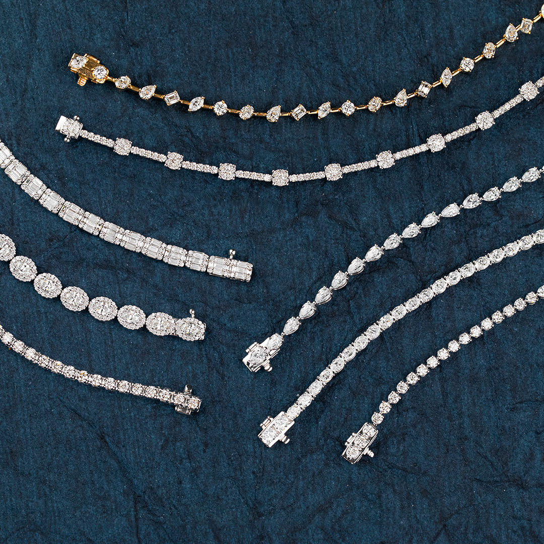 Indulge in the timeless elegance of our diamond bracelet collection. From classic to contemporary designs, each piece is crafted to perfection, making every moment sparkle. ✨💎 #DiamondBracelets #TimelessElegance #LuxuryJewelry #SparkleAndShine #JewelryAddict #ASHI