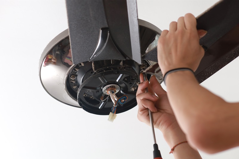 It’s warming up- get your ceiling fan installation done now and stay cool all summer, while saving up to 40% on your utility bills! Learn more here: fusionkc.com/why-you-should…
#fusionelectric #electrician #kansascityelectricians #electriciankansascity #localelectrician