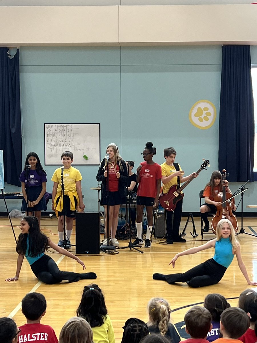BISCLincolnPark's tweet image. As we gear up for the final stretch of the #BISCLP 2023-24 school year, we celebrate achievements and success with our final Friday Red Carpet Assembly! 🤩💜🏆
#CreateYourFuture
#globaleducation #NordAngliaEducation #PrimarySchool #ChicagoSchool @NAEducation