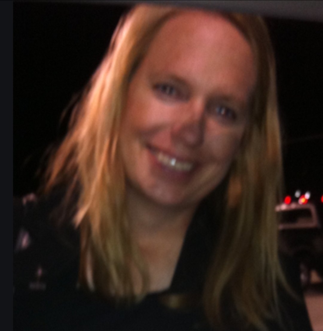 AskATranswidow's tweet image. My ex imitated me.  He mimicked my mannerisms and laugh.  He copied my hairstyle and hair color. Even his nose job looks similar to my nose.  He wore my clothes.  He used to watch me while I did my makeup. I just thought we were talking until I read in his messages about how he…