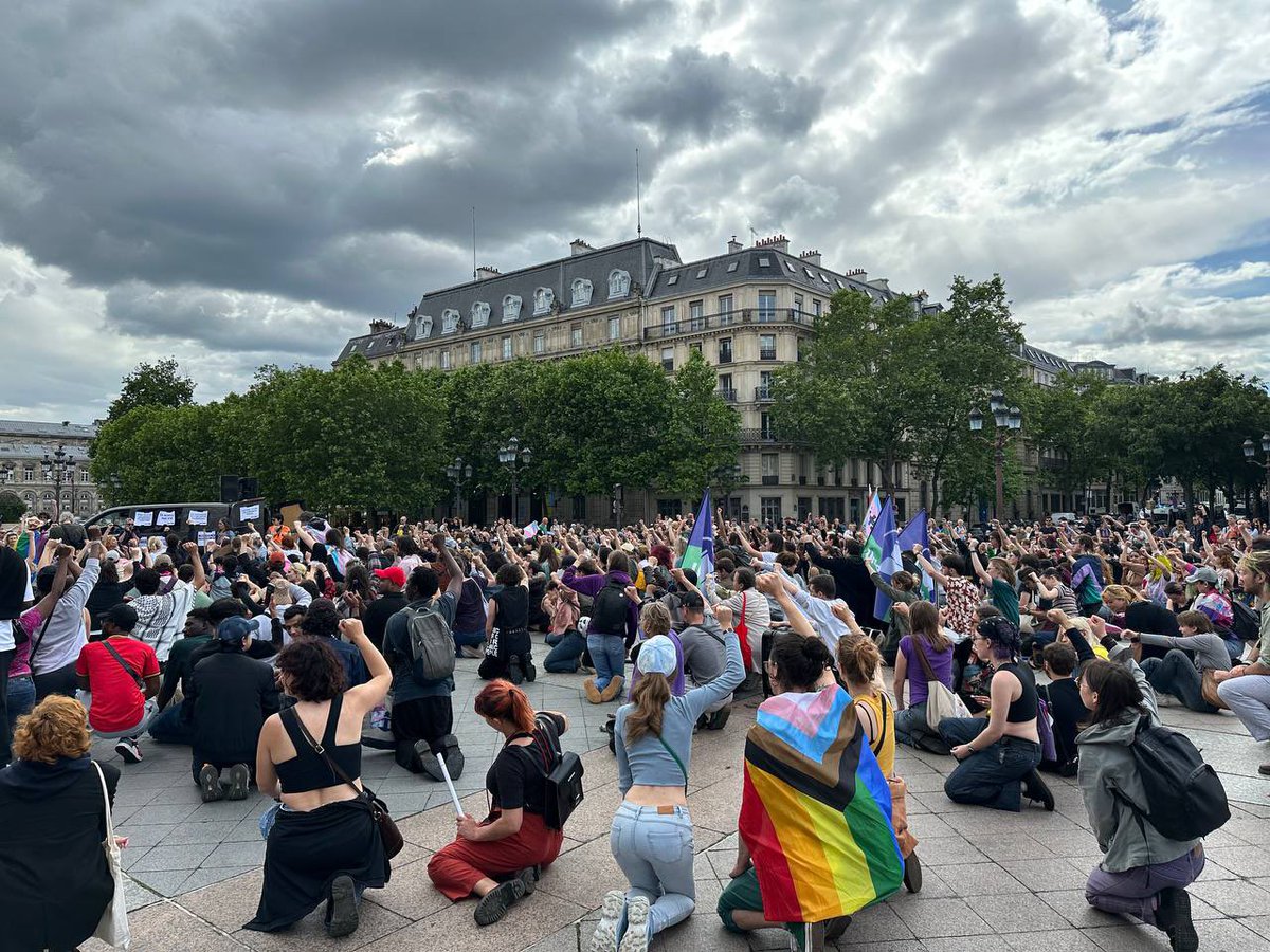 L’Union Étudiante tweet media