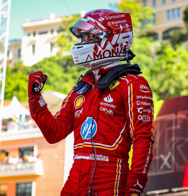 FerrariF1FRA's tweet photo. 🔴 YESSSSSSSSSSS LA VICTOIRE DE CHARLES LECLERC ET DE LA SCUDERIA FERRARI À MONACO !

C'EST JOUR DE RÉDEMPTION POUR LECLERC ET FERRARI. CARLOS SAINZ P3 POUR COMPLÉTER UNE GESTION MAGISTRALE. 40 POINTS POUR L'ÉQUIPE.

FOOOOOORZA FERRARI ! https://t.co/PFpavU7MT0