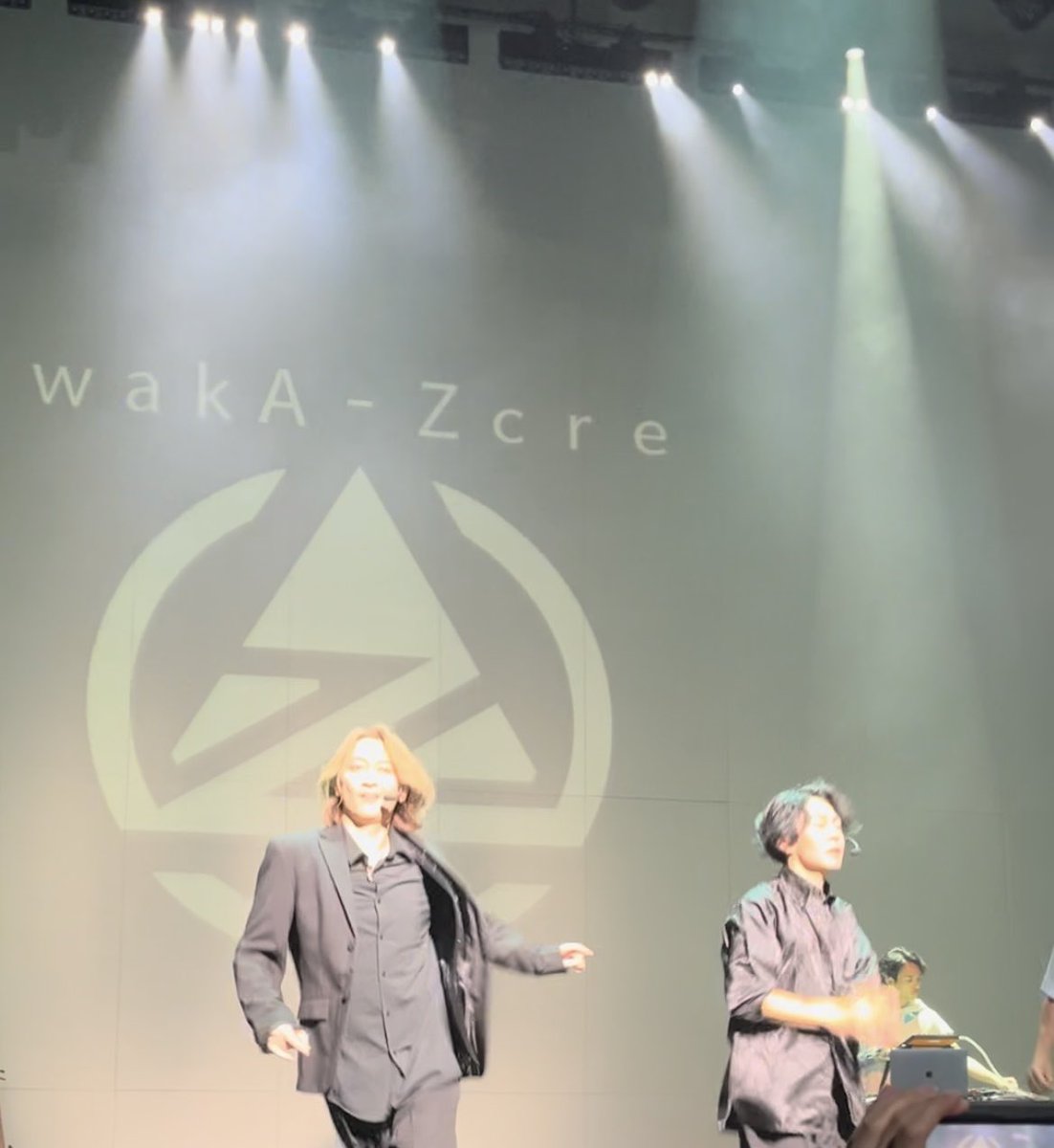 sh66car's tweet photo. 最高の時間を過ごすことが出来ました🕺♪
踊る町田さんカッコよすぎ✨

#wakAZcre
#町田慎吾 #屋良朝幸 https://t.co/jdPgWgWKCe