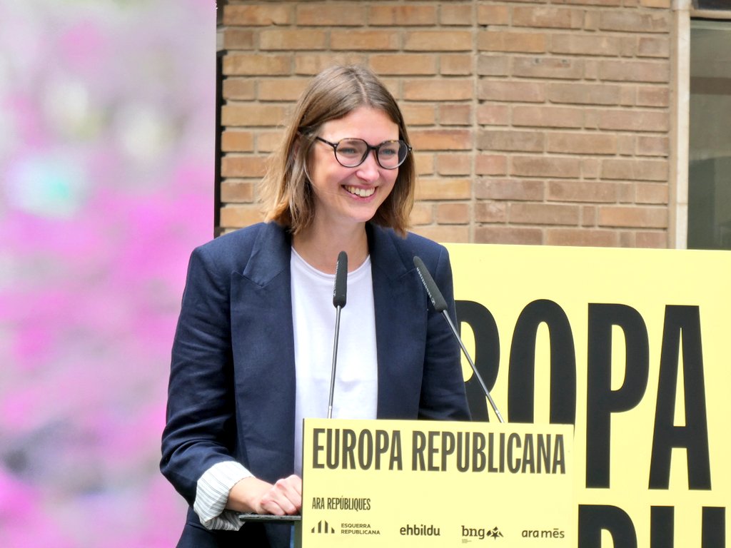 Avui a #Torredembarra al costat de <a href="/junqueras/">Oriol Junqueras 🎗️</a>, <a href="/TomasMolinaB/">Tomàs Molina</a> i <a href="/HelleKettner/">Helle Kettner</a>‼️

El #9J ens toca triar una Europa que defensi les nacions lliures, el benestar de les persones i el planeta!

Una #EuropaRepublicana de justícia i llibertat✊🏻