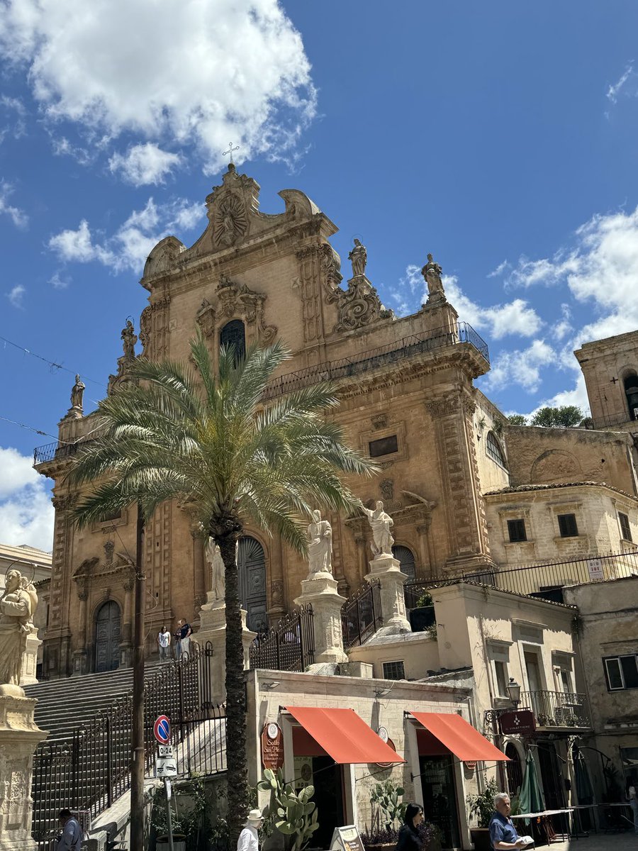 janviertoscan's tweet image. Un dimanche à #Modica !