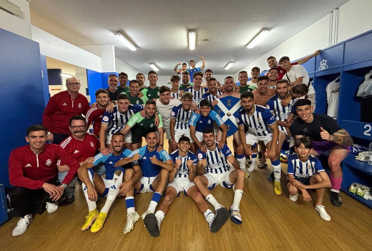 Porque esta temporada no podía acabar de otra forma!! +3 en casa con todos vosotros!! 🙏

Que viva er <a href="/recreoficial/">RC Recreativo de Huelva</a> y que viva er Decano!! 💙🤍