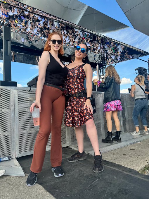 @DominaSnow and I saw @CercleMusic live in Paris. Loved vibing to The Blessed Madonna&rsquo;s set. 🖤 https://t<a class="tags" href="/tag/dominasnow">@dominasnow</a><a class="tags" target="_blank" title="On Twitter" href="/?out=eyJ0eXAiOiJKV1QiLCJhbGciOiJIUzUxMiJ9.eyJpYXQiOjE3MjEzODE1MTYsImlzcyI6InR3cG9ybnN0YXJzLmNvbSIsIm5iZiI6MTcyMTM4MTUxNiwiZXhwIjoxNzUyOTE3NTE2LCJyZWRpcmVjdF91cmwiOiJodHRwczovL3R3aXR0ZXIuY29tL0NlcmNsZU11c2ljIn0.dyI6JKai0PnfoLNJvDo-B615q-jIYM_cbKBtrLQxGb1pJRZKBGW5hiHoTuJ1Y08vgxOnuJsUOPcheGwFdwdVyg">@CercleMusic</a>