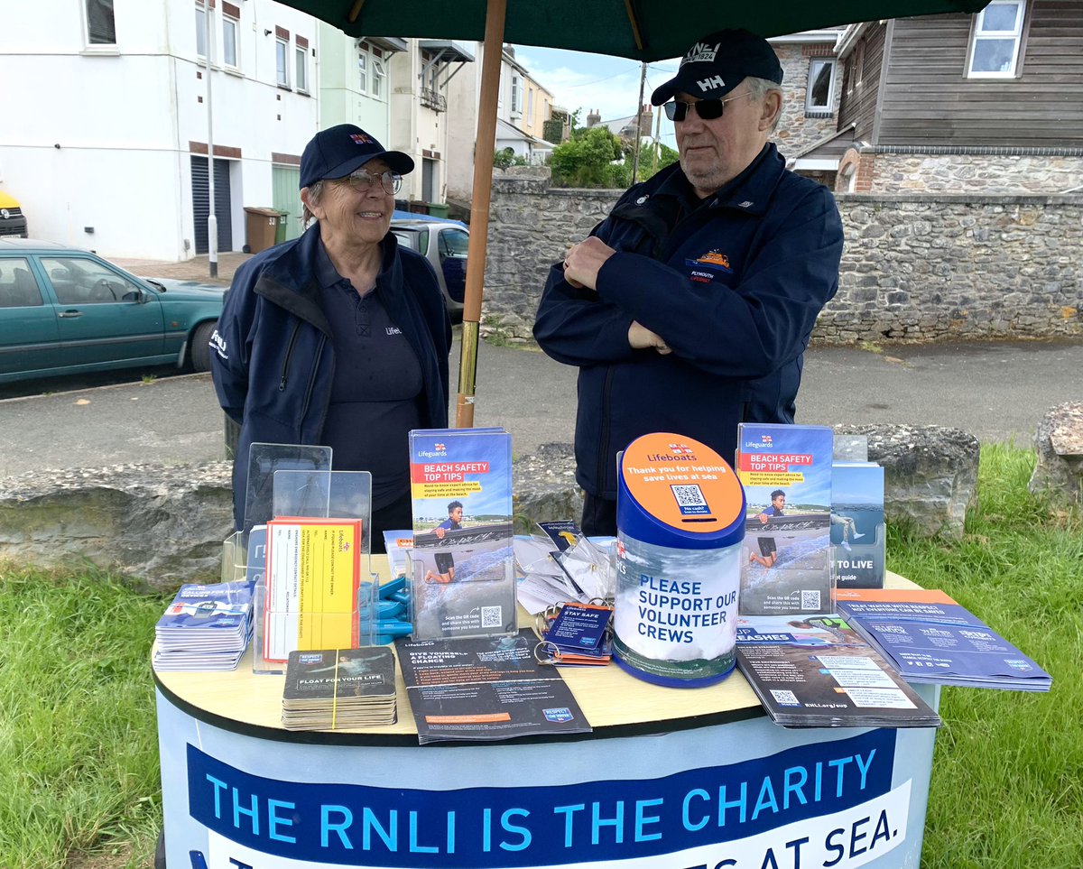 EnvironmentPlym's tweet photo. Community Water Safety Fun Day just about to kick off! 

All welcome! 🙂

Come get some Hog Roast, or enjoy @OliveBranchFood and a beer at Plym Yacht Club or The Kings Arms at Oreston. 

Still #bluesky here but bring macs in case of showers 🌦️ https://t.co/zG2psnPsSa