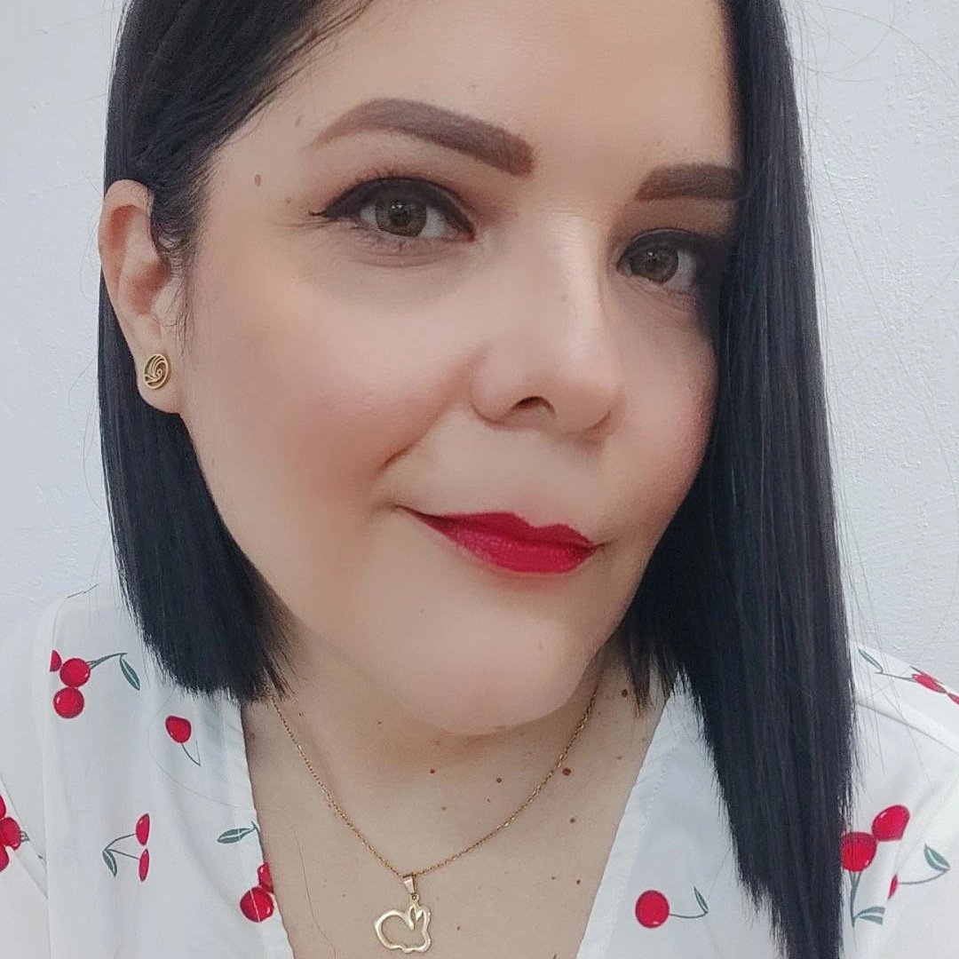 karmenoemi's tweet photo. #NuevaFotoDePerfil https://t.co/42D9Xe3HQC