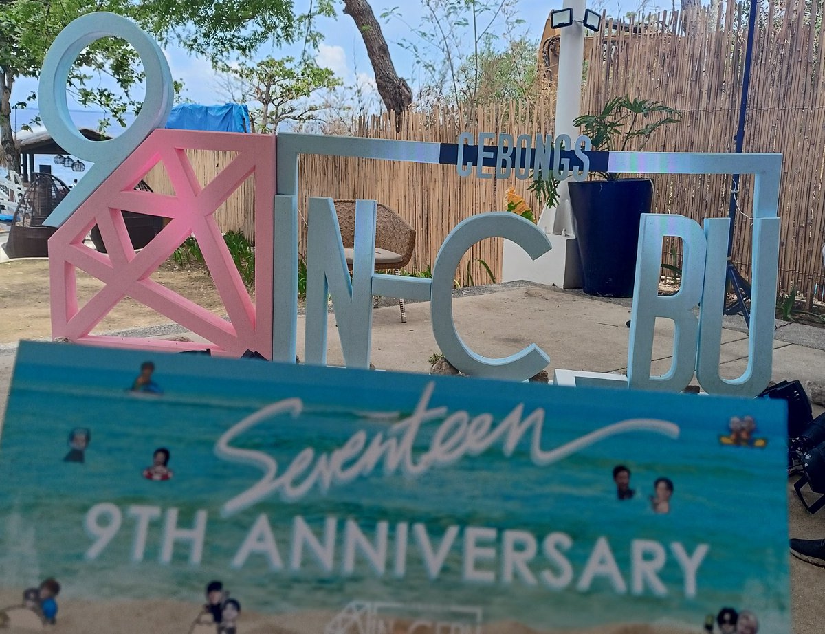 jaybestboyyyy's tweet photo. happy svt day indeed! thank you so much @cebongdeuls π©·
#CEBongdeuls #In_CEBU πποΈ @pledis_17 @cebongdeuls
#HAPPY_SVT_DAY
#SVT_9th_Anniversary
#9Years_with_CARAT https://t.co/ewfAip1ikp