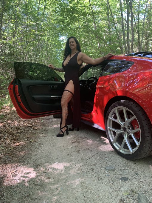 Wanna cum for a quick ride? I know all the back roads!   Vroom vroom 🏎️   Ladies let&rsquo;s see your sexiness