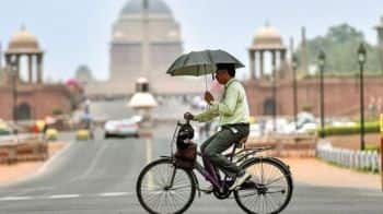UpendrraRai's tweet image. Senior IMD scientist #NareshKumar says, &quot;Delhi NCR will face #Heatwave to severe heatwave today. At some stations, temperatures may reach 47 degrees... The temperature will remain the same for the next three days. After that, there may be some relief... There is no rain forecast…