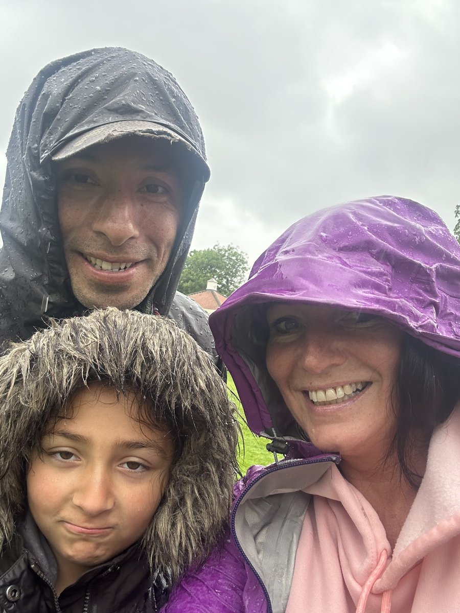 Braving the weather! 💜💜😂