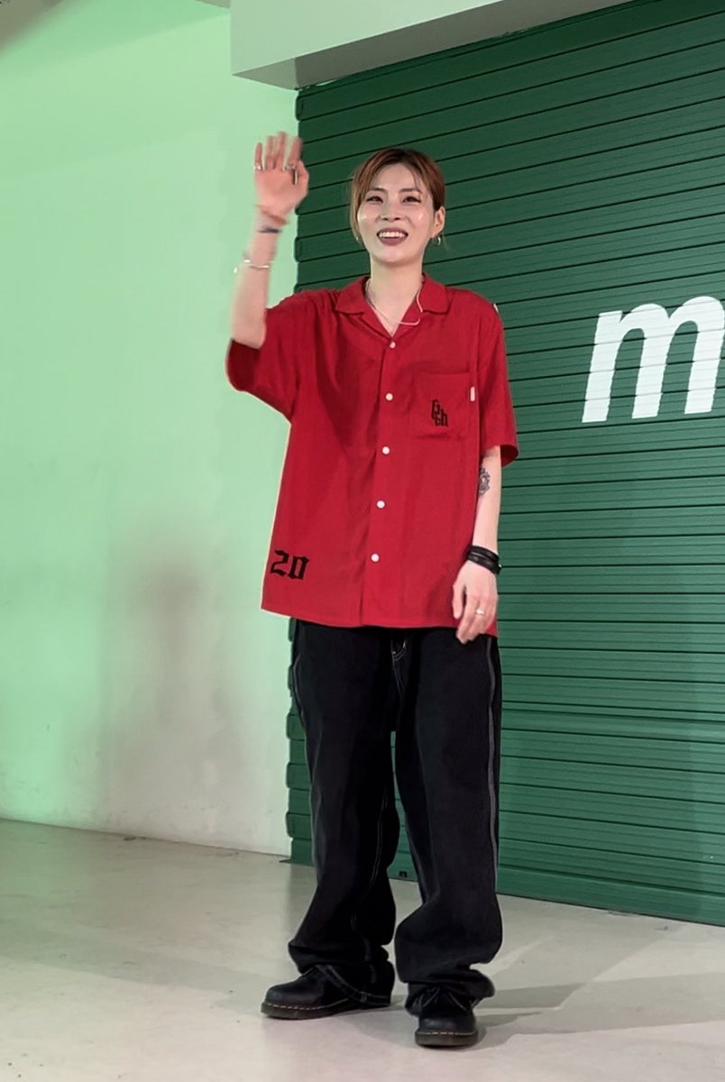 콜라🧌 tweet media