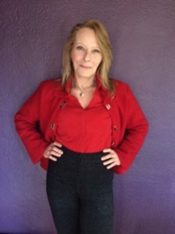 Maureen Bulley was the recipient of the 2012 Rosalie Award. She worked in the broadcast industry for over three decades. Maureen was honoured for being the Creative Director at Rogers Radio founder and president of The Radio Store, She’s known for her brilliant work.