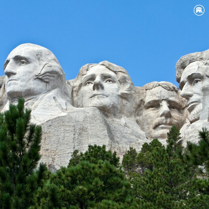 Friendly reminder that there are no Democrats on Mount Rushmore!