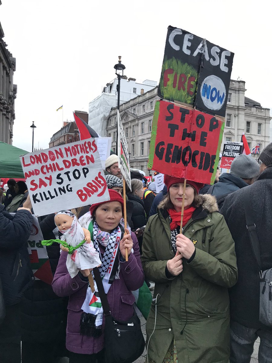 TEle_Vision24's tweet image. Follow me for music matters esp #tunedinlondon gigs (13 yrs strong!) @TunedInLDN, but as there’re so many campaign trails to walk & ride (@letvimalstay, @PSCupdates, @bigride4pal, #RestoreNatureNow #ceasefirenow) I invite you to follow me here too, where I don my human rights hat