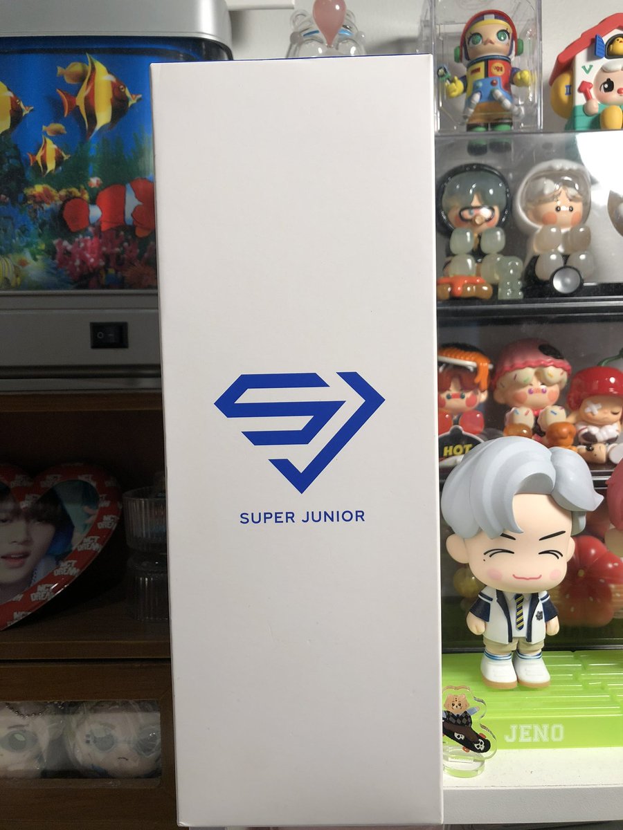 พร้อมส่ง 🧤ꔛ ˊˎ 

แท่งไฟ SUPER JUNIOR OFFICIAL FANLIGHT VER.2

🪡 นัดรับ mrt, bts จตุจักร / เซ็นทรัลลาดพร้าว
✨ ราคา 1,650 บาท รวมส่ง

สามารถขอดูรูปเพิ่มเติมได้คับ แกะมาเช็คไฟครั้งเดียว

#ตลาดนัดเอสเจ #ตลาดนัดsj