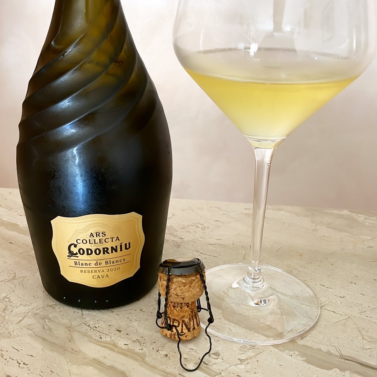 Domingo con #cava Ars Collecta Blanc de blancs reserva 2020 #wine #winelovers