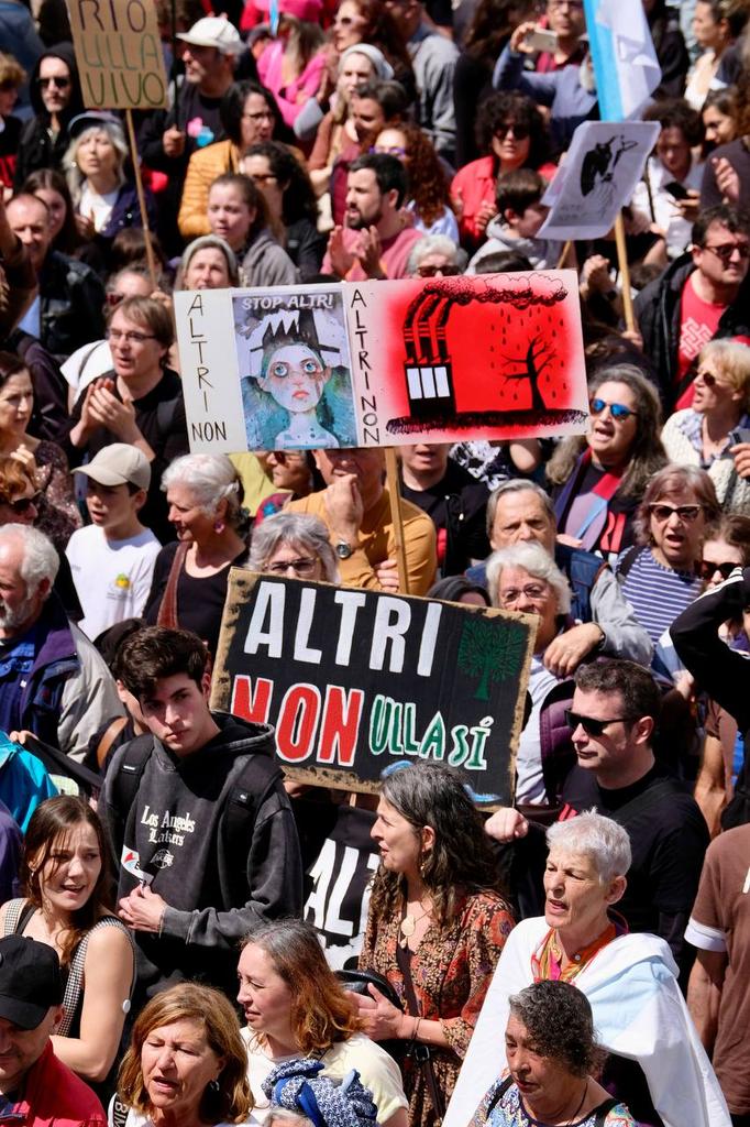 greenpeace_gal's tweet photo. Histórico
#AltriNon https://t.co/6kgnAKUSNm