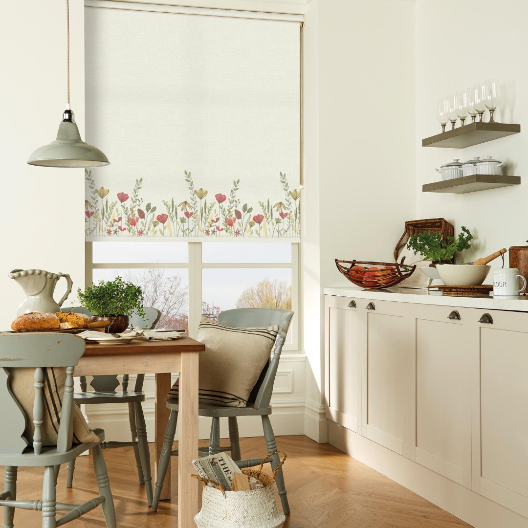 For the final day of Chelsea Flower Show, check out our Wild Green Poppy fabric! 🌿
 
Vibrant green hues and bold poppy blooms make a statement in any room. 
 
#chelseaflowershow #chelsea #flowers #gardendesign #chelseainbloom #flowershow #windows #homedecor