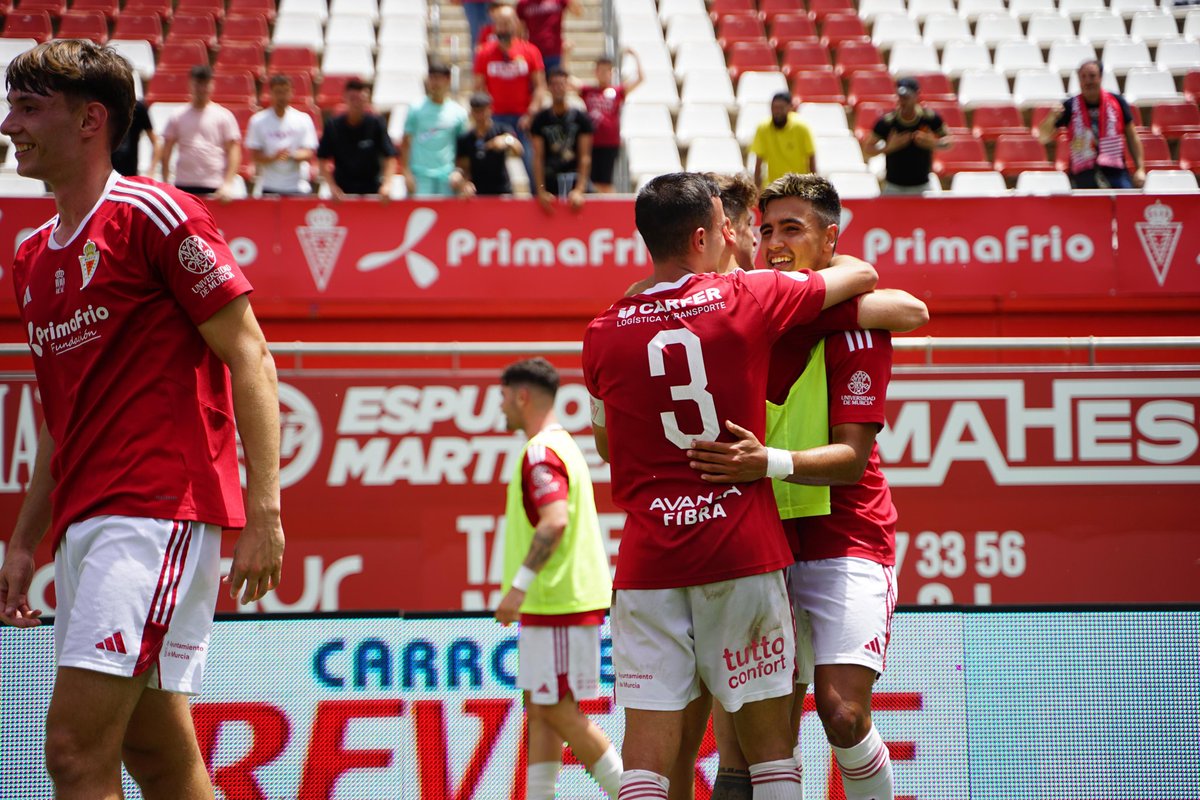 canteragrana's tweet photo. IMPERIAL PLAYOFF | ♥️ 
👏 ¡𝗘𝗤𝗨𝗜𝗣𝗢+𝗔𝗙𝗜𝗖𝗜𝗢́𝗡!
#ImperialLorcaDeportiva https://t.co/Mr2wLBhsF0