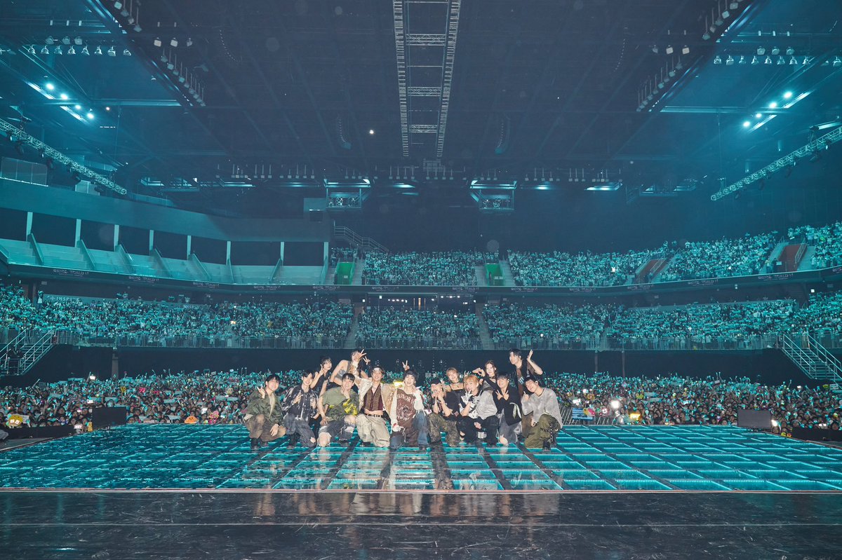 SHINee's tweet photo. 🩵Day3 with SHINee WORLD🩵

SHINee WORLD Ⅵ [PERFECT ILLUMINATION : SHINee’S BACK]

#SHINee #샤이니
#SHINeeWORLD_VI
#PERFECT_ILLUMINATION_SHINeeS_BACK
#퍼펙트_일루미네이션_샤이니즈백 https://t.co/ndbfn4apoi