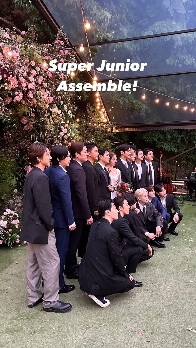 suju200512's tweet photo. Finally a suju OT15 , OT 13 thank you #Ryeowook #superjunior  🥺🥺🥺😭 https://t.co/TnpVtWKJow