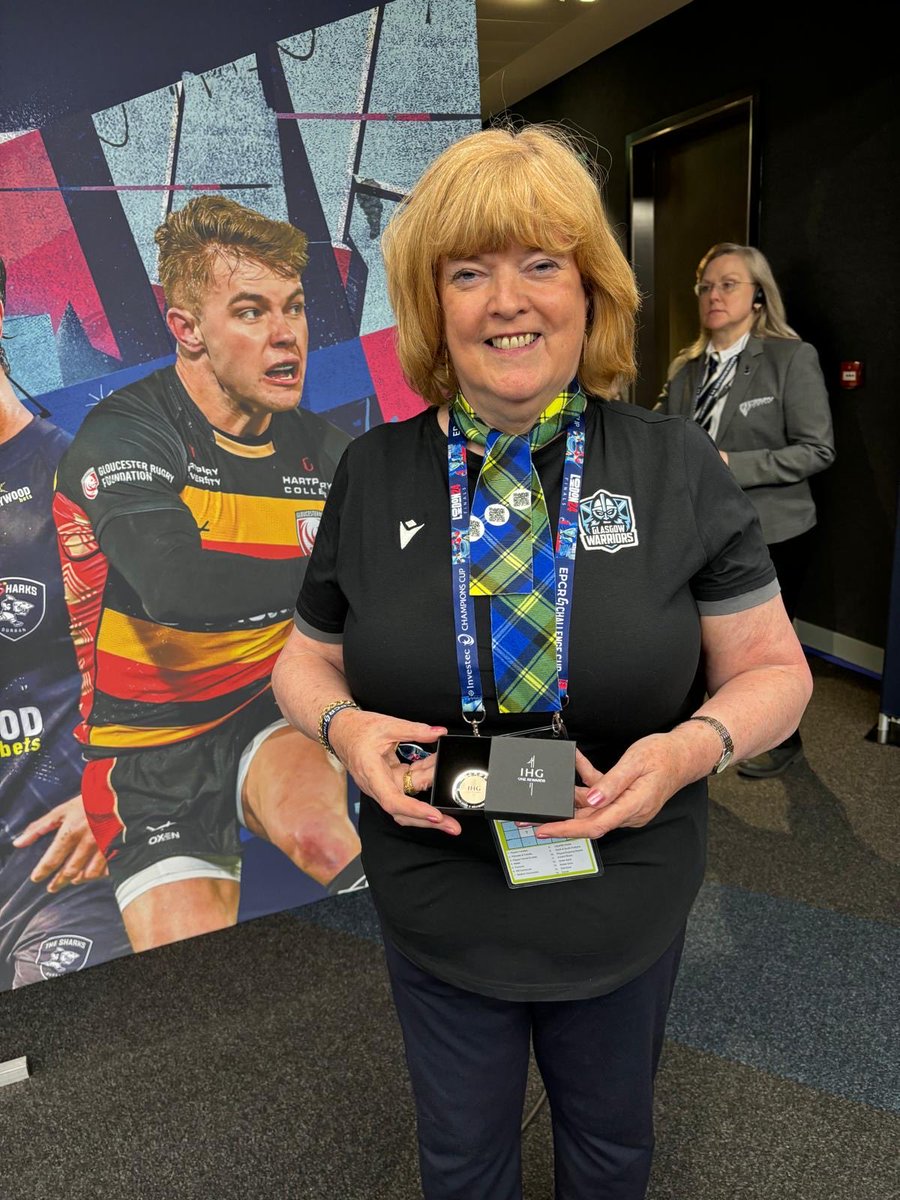 Doing the coin toss at Friday’s Challenge Cup final and flying the flag for ⁦<a href="/GlasgowWarriors/">Glasgow Warriors</a>⁩ and ⁦<a href="/MNDoddie5/">My Name'5 Doddie Foundation</a>⁩. Great weekend and what a match yesterday! 👏👏