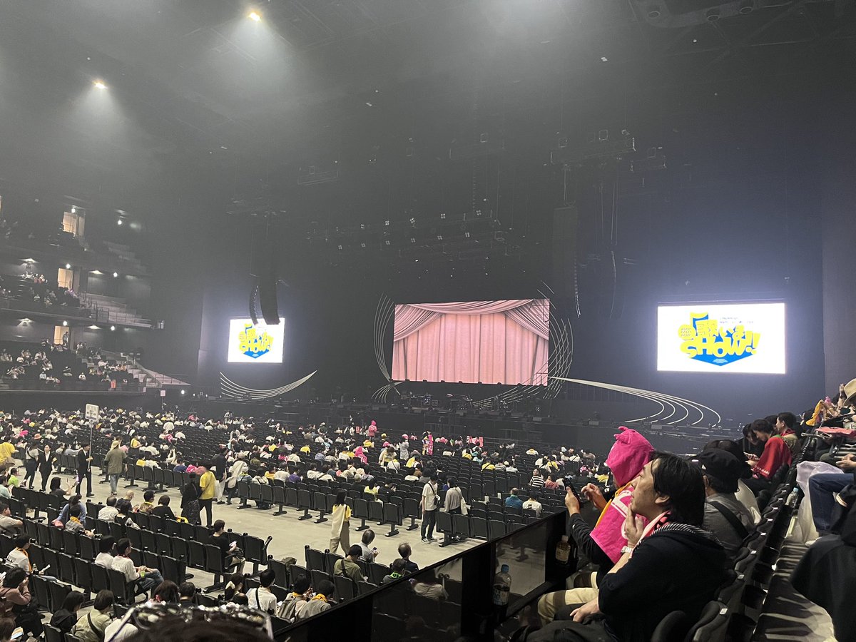 ソプラノの歌詞。
🎶最後の四文字のところを
🎶最後の「さよなら」
に変えてて。いつかのラジオで本当の意味はそうなんだって言ってたのを聞いてそれずっと覚えてた。

なんか上手くは言えんけど。曲が本当に完成した完結した気がする。。。
 #いきものがかり