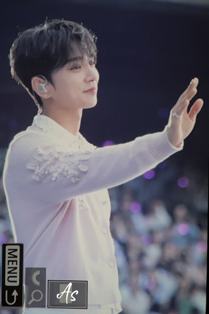 joshu_AS's tweet photo. 240526 FOLLOW AGAIN TO JAPAN

 #JOSHUA #조슈아 #ジョシュア
#세븐틴 #SEVENTEEN #セブチ https://t.co/vcfApiNwSx