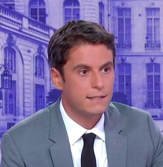 ⚡️🇫🇷FLASH - Le 1er ministre Gabriel #Attal, jeune millionnaire au parcours professionnel inexistant hors de la politique, appelle les Français à « travailler davantage ». (déclaration)